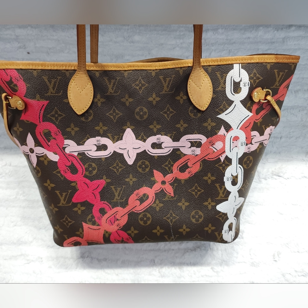 Louis Vuitton Monogram chains Limited Edition Neverfull MM Bay Chain vintage
